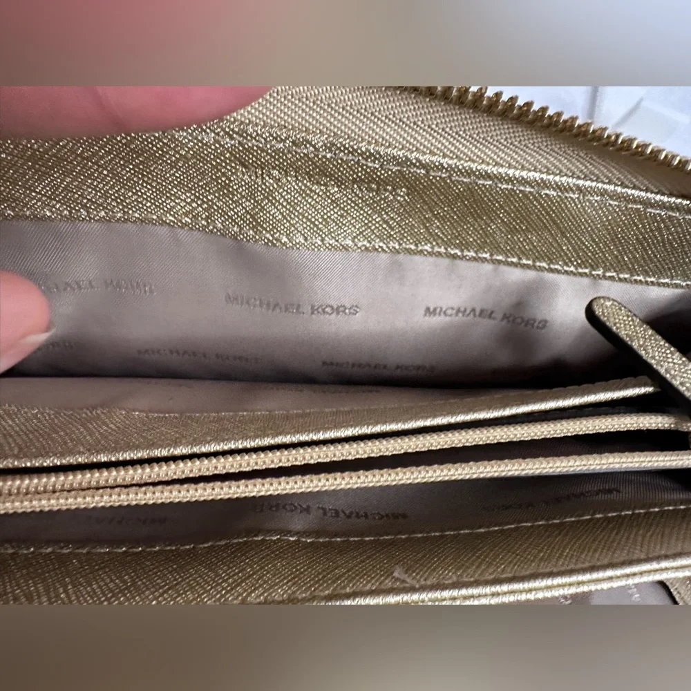 Michael Kors Gold Wristlet Clutch Wallet - Picture 6 of 10